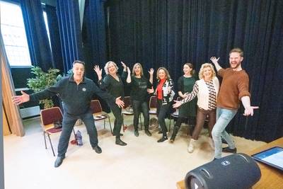 Zelf uit je dak gaan én het publiek meekrijgen, bij kersvers gospelkoor in Bakel