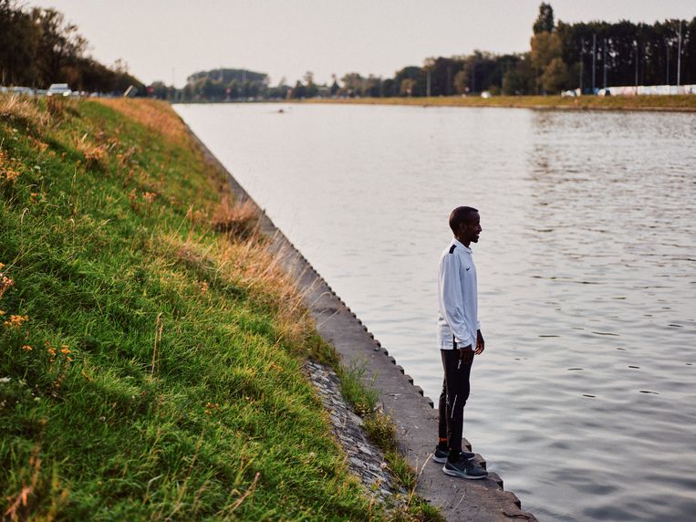 'Mijn moeder zei op haar sterfbed: wees goed voor elkaar, en voor dit land dat ons veel heeft gegeven. En dat is zo: België heeft mijn lege dromen weer opgevuld.' Beeld Thomas Sweertvaegher