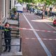 ‘Waarom is het nou afgezet?’ vraagt de man die onder het afzetlint door dook