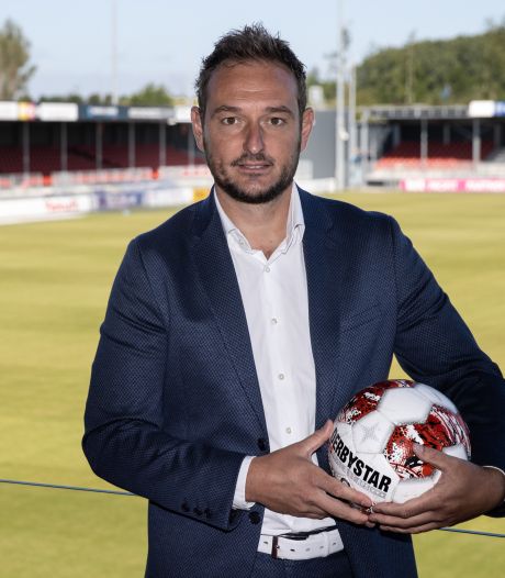 Willem II presenteert ‘trotse teamplayer’ Jacobs als nieuwe technisch directeur: ‘Samen promotie afdwingen’