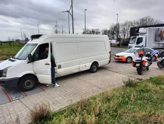 Politiezone Rivierenland controleert op zwaar vervoer, schrijft voor 11.151 euro aan boetes uit