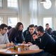 Duizenden migranten moeten nog dit jaar hun examen halen
