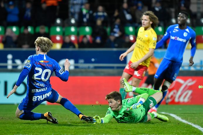 Genk vloert Oostende na rust en kan het thuis in absolute ...