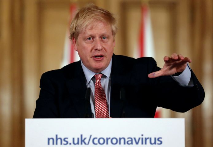 Boris Johnson tijdens een persconferentie op 12 maart