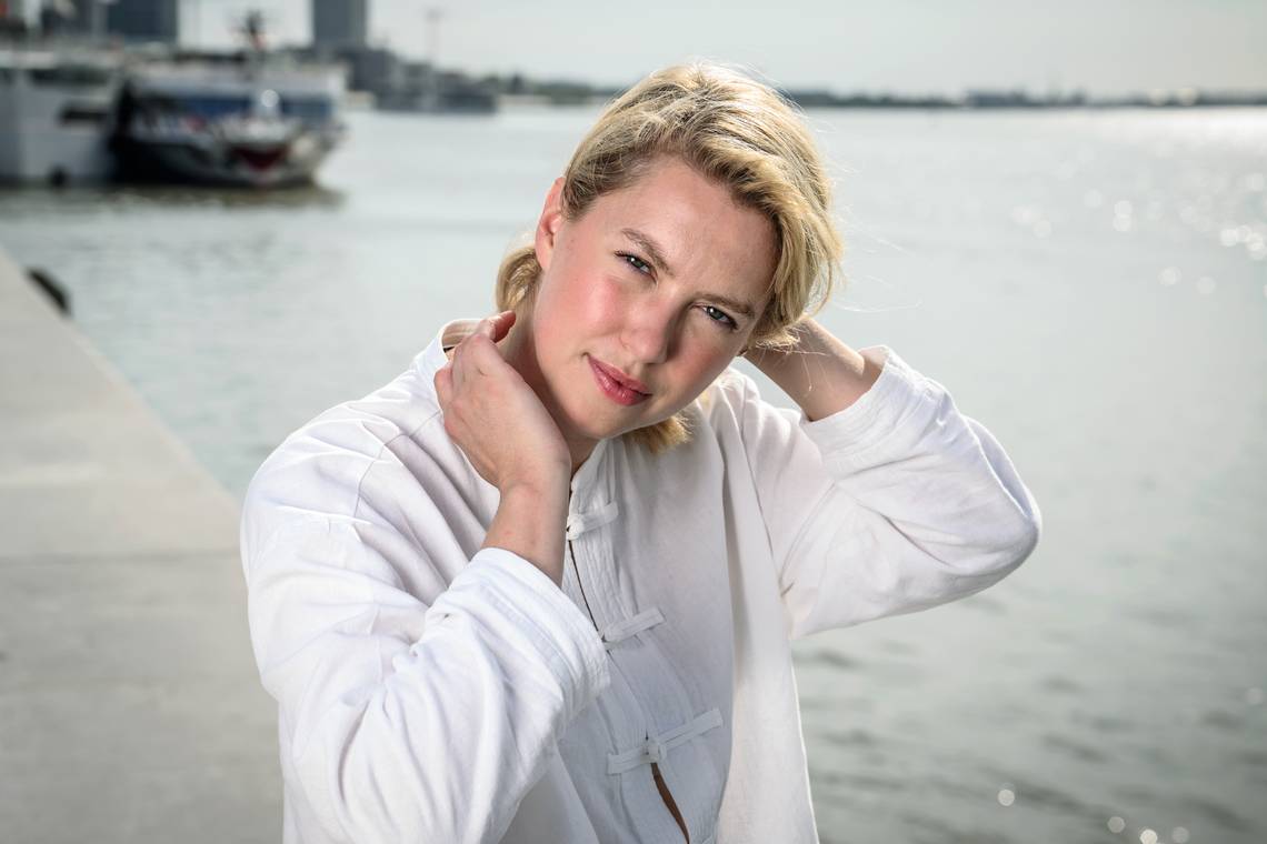 Burgemeester van Antwerpen Els van Doesburg: ‘Ik vind de bakfiets een bij uitstek oerconservatief vervoermiddel’