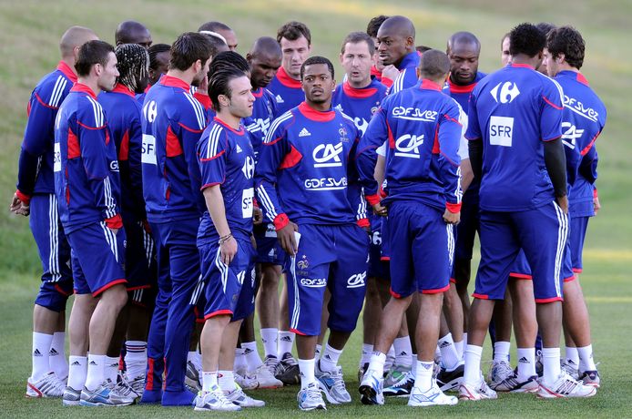 Patrice Evra tijdens het voor Frankrijk volledig geflopte WK 2010.