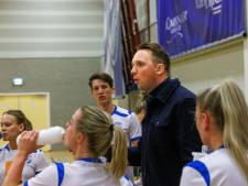 Clubman Jelle Visscher hoopt korfballers Wit-Blauw Kampen in veilige haven te loodsen