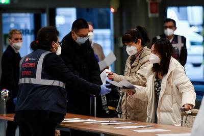 Europese luchthavens boos over verplichte test passagiers uit China: “We vallen weer terug op lappendeken van ongerechtvaardigde beperkingen”