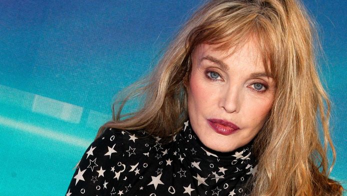 Arielle Dombasle Devoile Enfin Sa Date De Naissance People 7sur7 Be La date de naissance de arielle dombasle est : arielle dombasle devoile enfin sa date