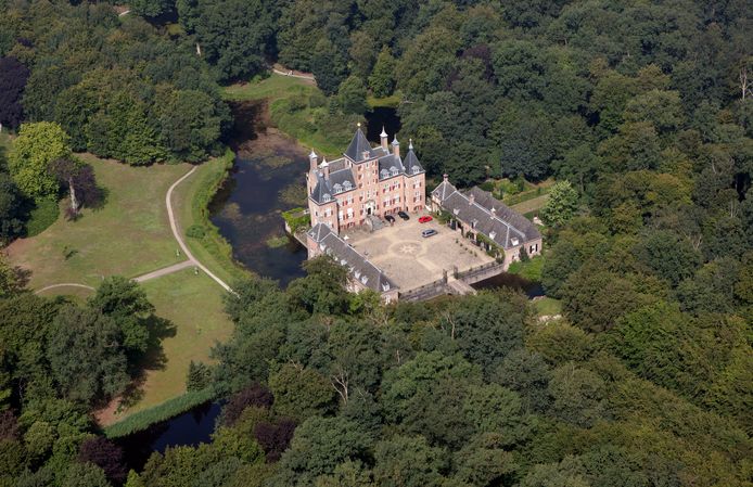 Kasteel Renswoude, een van de schoonheden van het dorp.