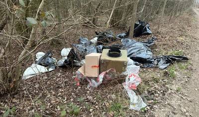 Materialen voor hennepkwekerij gedumpt in bossen tussen Liempde en Boskant