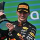Max Verstappen overleeft mislukte pitstop in VS en evenaart zegerecord in Formule 1