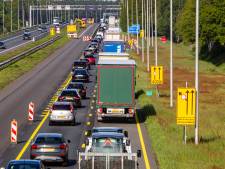 Rijkswaterstaat over file-estafette op A1: ‘Beter alle hinder in één keer’