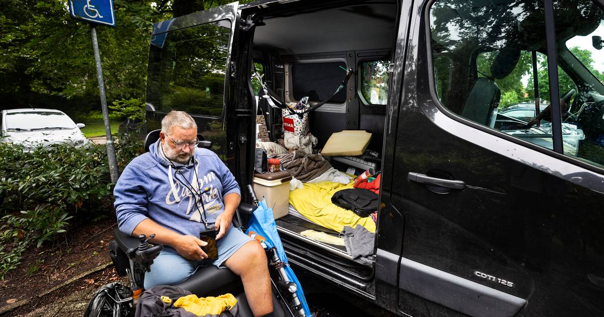 Gehandicapte Han hoort met feestdagen niet in een busje, maar in een ...