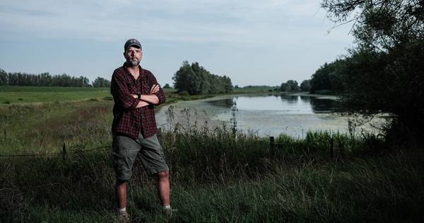 Omgekomen Spitfirepiloot krijgt eerbetoon bij de BBC én in Herwen - De Gelderlander