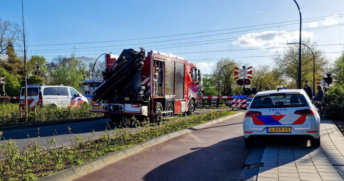 Treinverkeer tussen Almelo en Hengelo weer op gang na aanrijding.