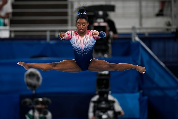 Simone biles