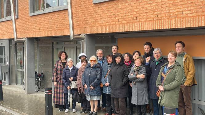 Buurtcomité ‘De Moerasvrienden’ is tegen plannen nieuwe bushalte in de Danebroekstraat: “Bus zou bergaf gaan, recht naar een school”