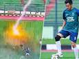 Vreselijke beelden: voetballer doodgebliksemd tijdens wedstrijd in Indonesië