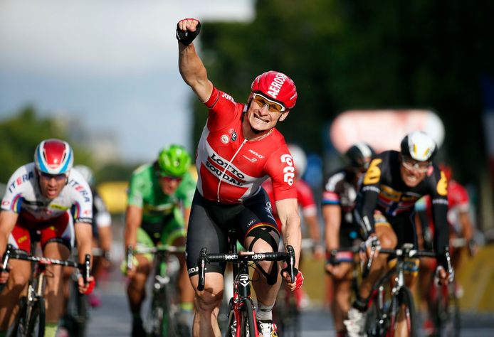 André Greipel won in 2015 vier Tour-etappes, waaronder deze in Parijs.
