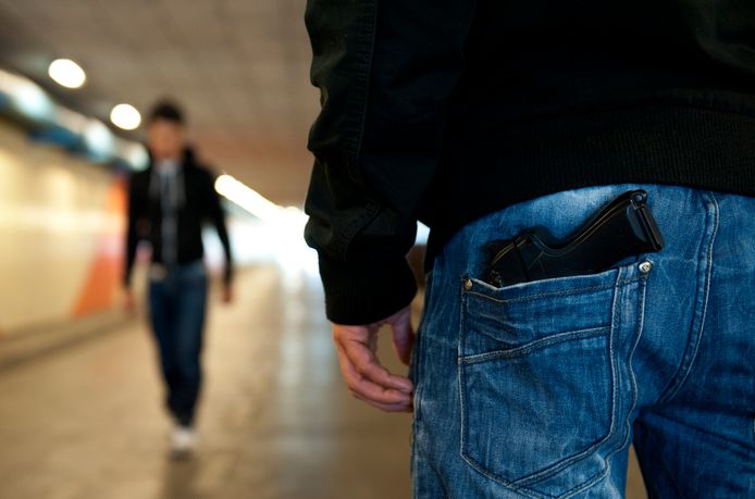 De drugsdealer had via Telegram een afspraak gemaakt voor de verkoop van 20 gram cocaïne en medicijnen. Hij werd bestolen van de spullen, zijn telefoon en rugzak en 250 euro. Een dag later bleek ook zijn auto te zijn gestolen met autosleutels die de daders hadden meegenomen.