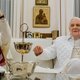 Anthony Hopkins over 'The Two Popes': 'Ik vond het niet moeilijk om me in Ratzinger in te leven'