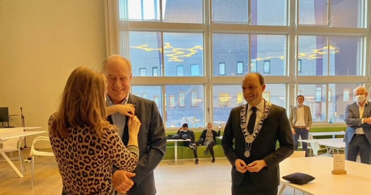 Initiator 'Zwolse school' en behandelaar brandwonden in plastisch chirurg Peter Houpt (Isala) koninklijk onderscheiden | Zwolle | destentor.nl