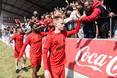 LIVE ANTWERP-UNION. Onze man op de Bosuil zag hoe spelers genoten van aanmoedigingen fans: “Een motivatieboost”