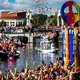 Twee Donald Trumpboten tijdens Gay Pride