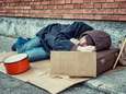 Jonge Belg (18) slaat dakloze in elkaar. Zijn moeder geeft hem aan bij politie
