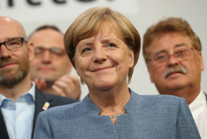 CDU/CSU van Angela Merkel verliest, maar blijft wel de grootste partij.