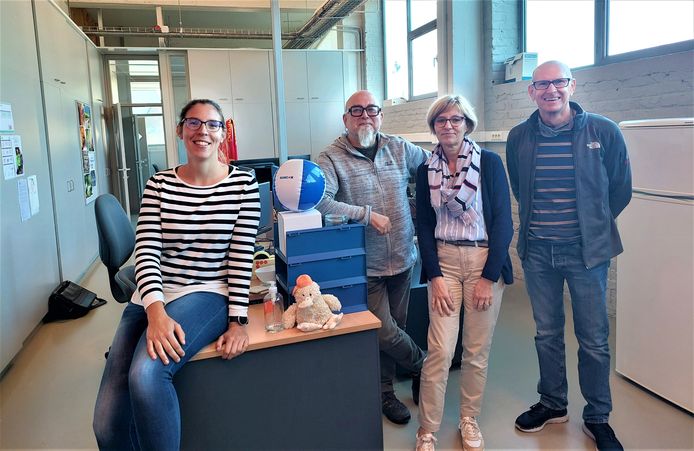 Overgebleven werknemers van Rondom Media verhuizen van de Abeelstraat ...