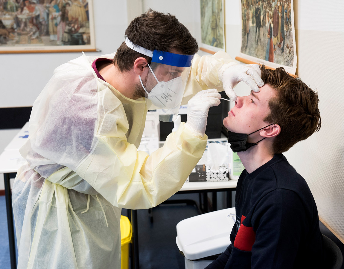 Leerling positief getest? Dan gaan vriendjes direct door nieuwe