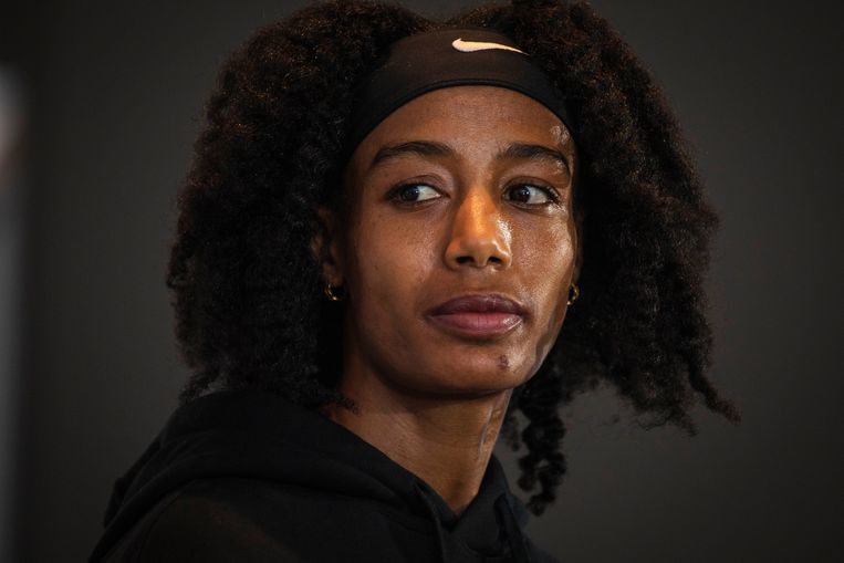 Sifan Hassan: ‘Ik wil niet vooraf al 100 procent zekerheid voelen dat iets gaat lukken. Dan is het te makkelijk.’ Beeld BELGA