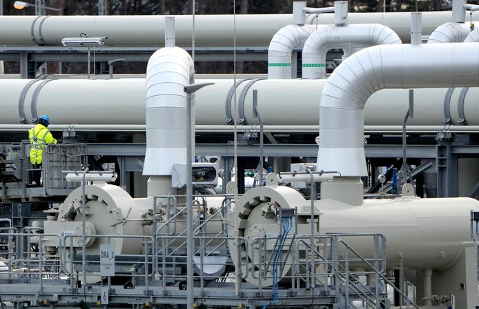 Duitsland schort de goedkeuring van gaspijpleiding Nord Stream 2 op.