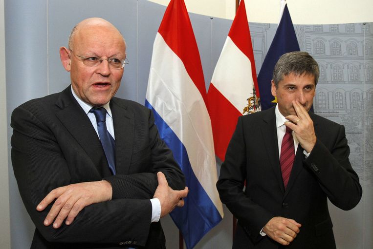 Minister van Buitenlandse Zaken Rosenthal met zijn Oostenrijkse ambtsgenoot Michael Spindelegger. Beeld ap