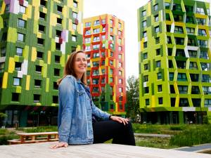 Dit is het beste gebouw van Nederland, bewoonster Jamie is kritisch: ‘Schimmel pas na 1,5 jaar weg’