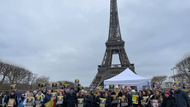 Manifestation à Paris pour demander la libération d’Olivier Vandecasteele