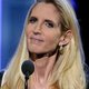 Vanavond in The Roast: de rechtse columniste Ann Coulter zet acteur Rob Lowe uit de wind (filmpjes)
