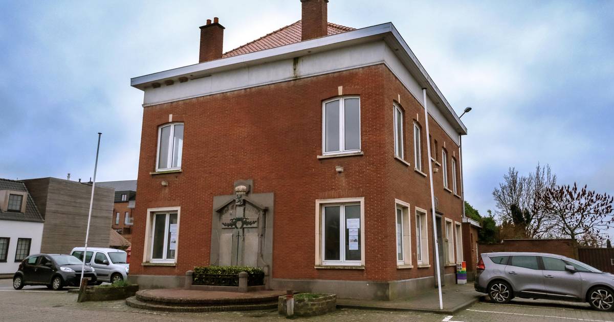 Het Oud Gemeentehuis in Ooigem wordt wellicht een apotheek Wielsbeke