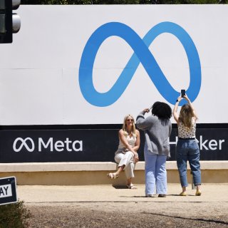 AI levert forse winststij­ging op voor Meta, dat op weg hoopt te zijn naar ‘superintelligentie’
