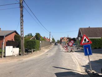 Nutswerken in de Rennevoortstraat en Geuzesmissestraat, daarna rioleringswerken