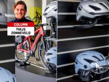 Column Thijs Zonneveld | Helmplicht is symboolpolitiek om het niet te hoeven hebben over de échte reden van fietsende verkeerslachtoffers