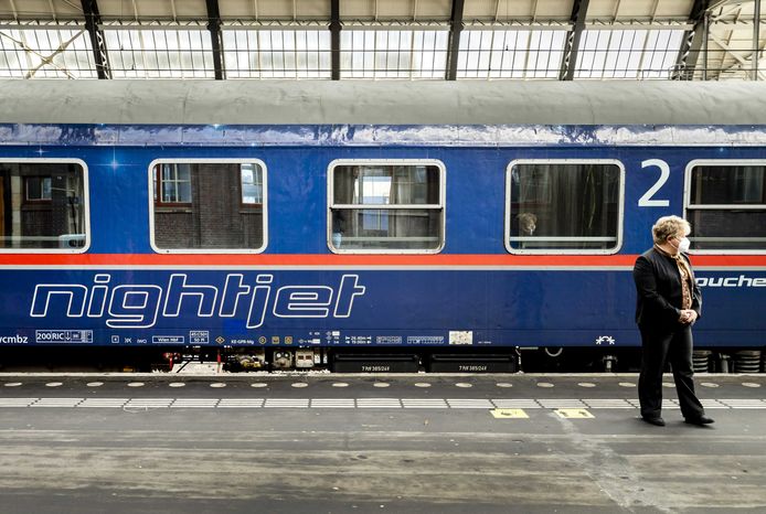 Vanuit Amsterdam is er wel een zogeheten ‘Nightjet’ naar Wenen/Innsbruck.