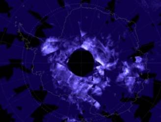 Vreemde blauwe wolken lichten hemel boven Zuidpool al enkele weken op. Wat heeft dit te betekenen?