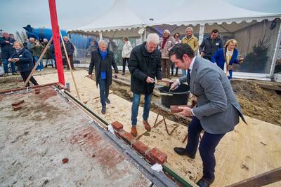 Herman (69) maakt zijn droom waar: met tien stellen bij elkaar wonen en samen oud worden