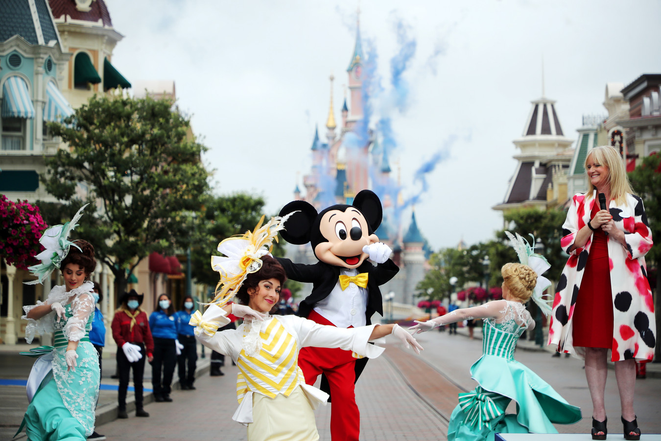 Диснейленд отзывы. Парк Уолт Дисней в Париже. Диснейленд Париж Disneyland Paris. Диснейленд Париж 2 парк. Диснейленд Париж аттракционы.