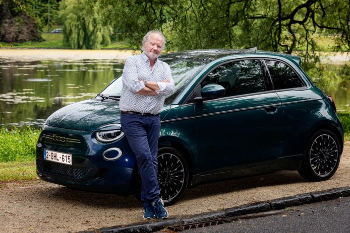 Auto-expert Joost Bolle testte de Fiat 500e.