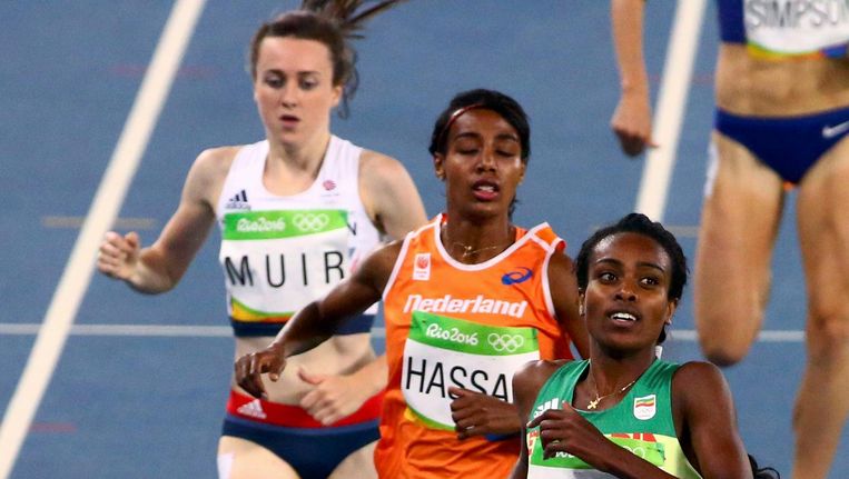Sifan Hassan (midden) Beeld photo_news