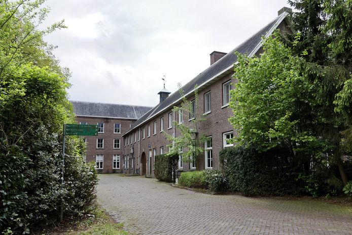 Het hoofdgebouw van Haarendael.